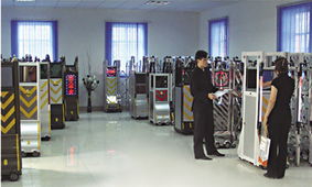 車庫(kù)門 上海車庫(kù)門 上海車庫(kù)門廠 上海車庫(kù)翻板